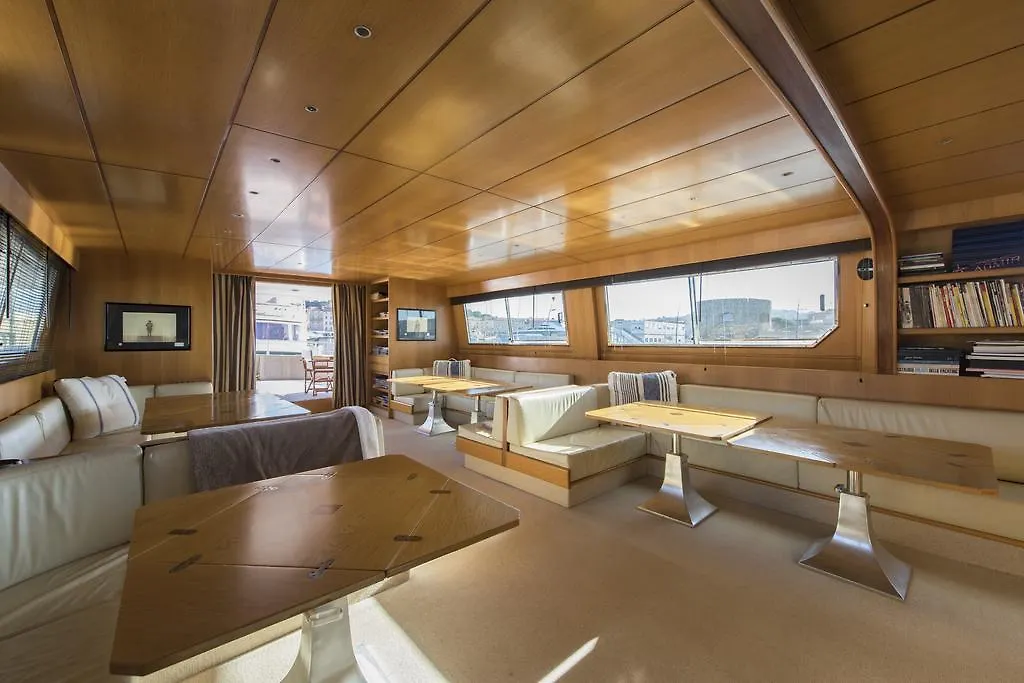 Yacht Ipsum Hotel Saint-Tropez